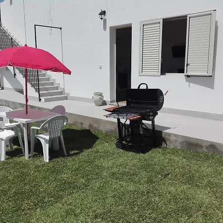 Caledonia Relax بيت للعطل
