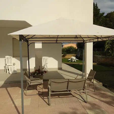 Caledonia Relax بيت للعطل سيراكوزا